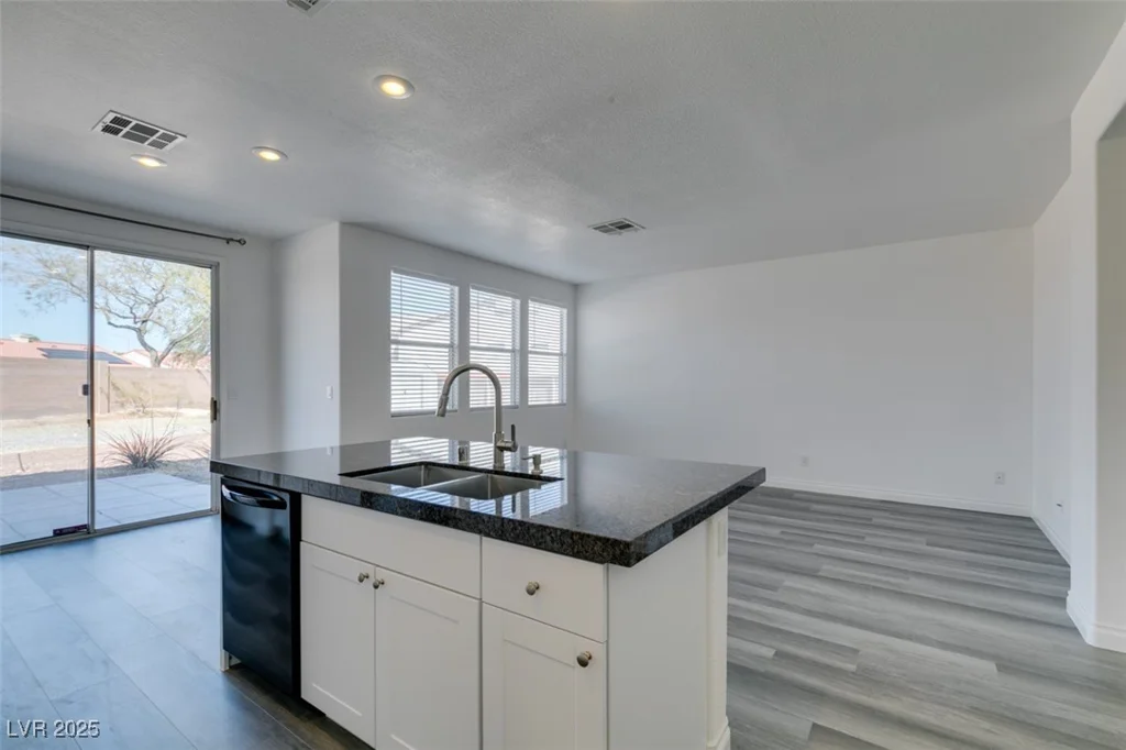 4141 Coburn, North Las Vegas, NV 89032