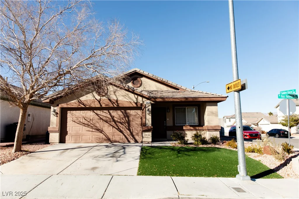 9424 Fox Forest, Las Vegas, NV 89129