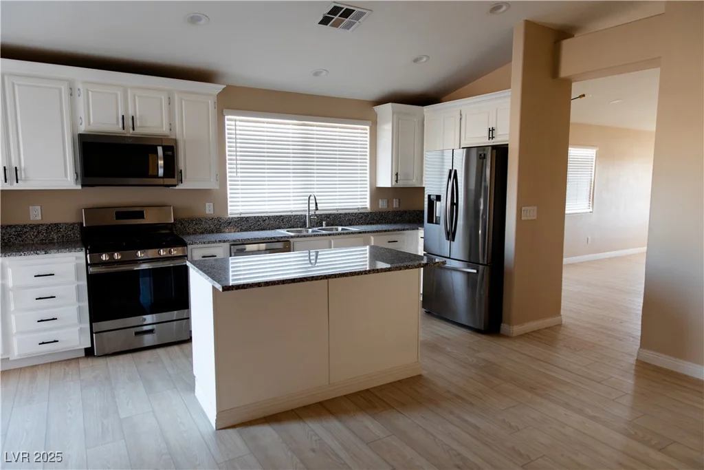 9424 Fox Forest, Las Vegas, NV 89129
