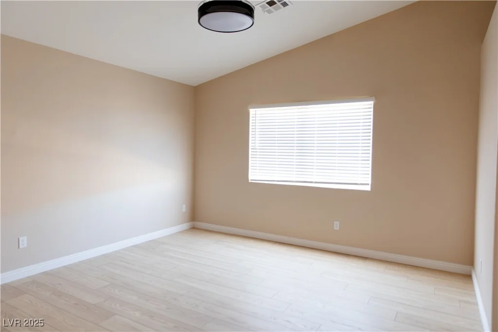 9424 Fox Forest, Las Vegas, NV 89129