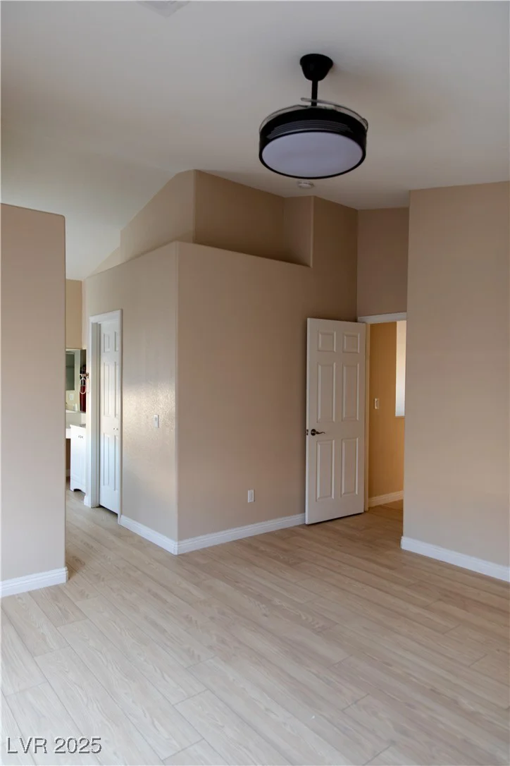 9424 Fox Forest, Las Vegas, NV 89129