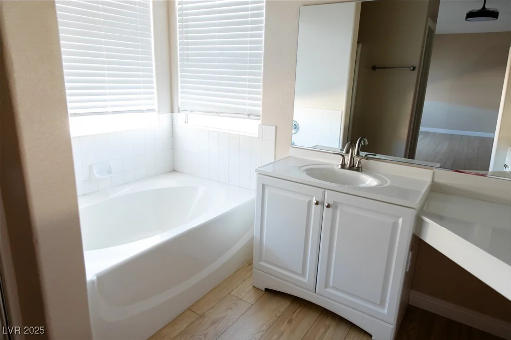 9424 Fox Forest, Las Vegas, NV 89129