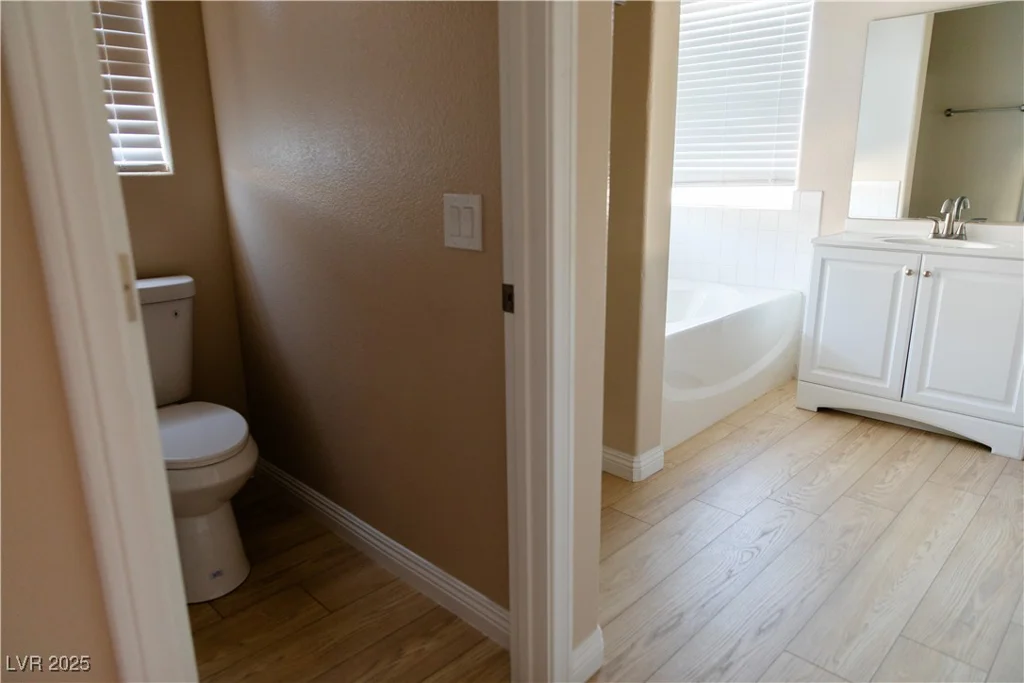 9424 Fox Forest, Las Vegas, NV 89129