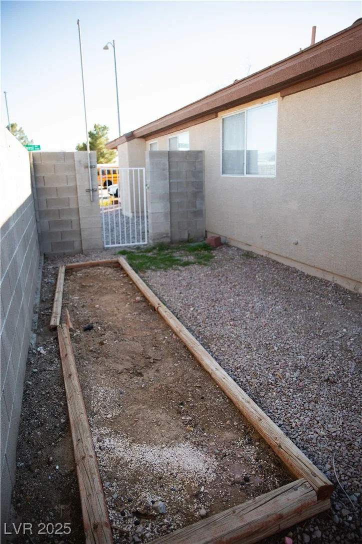 9424 Fox Forest, Las Vegas, NV 89129