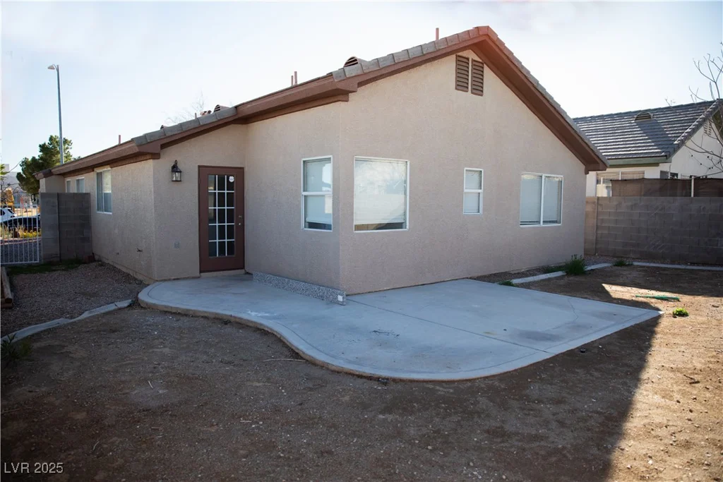 9424 Fox Forest, Las Vegas, NV 89129