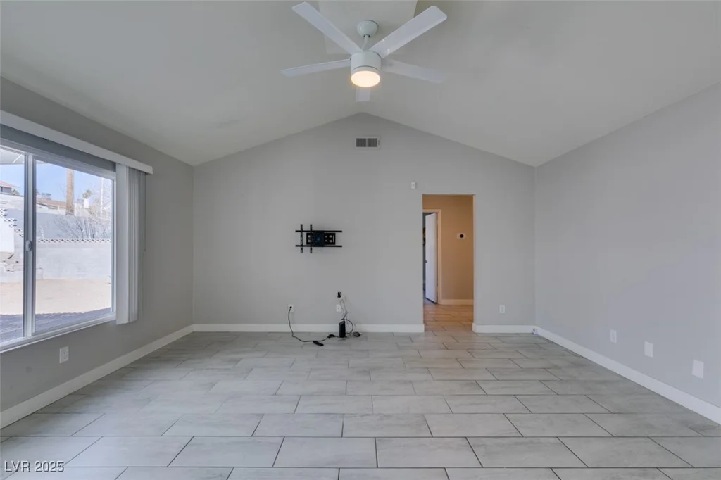 5049 Lancaster, Las Vegas, NV 89120