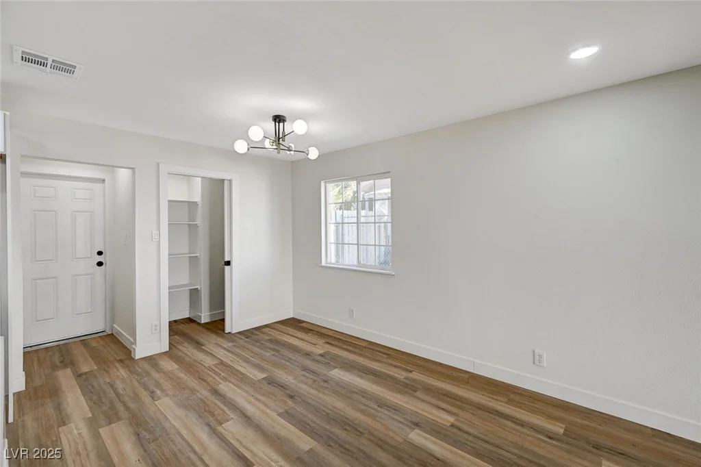 4804 El Tesoro, Las Vegas, NV 89121