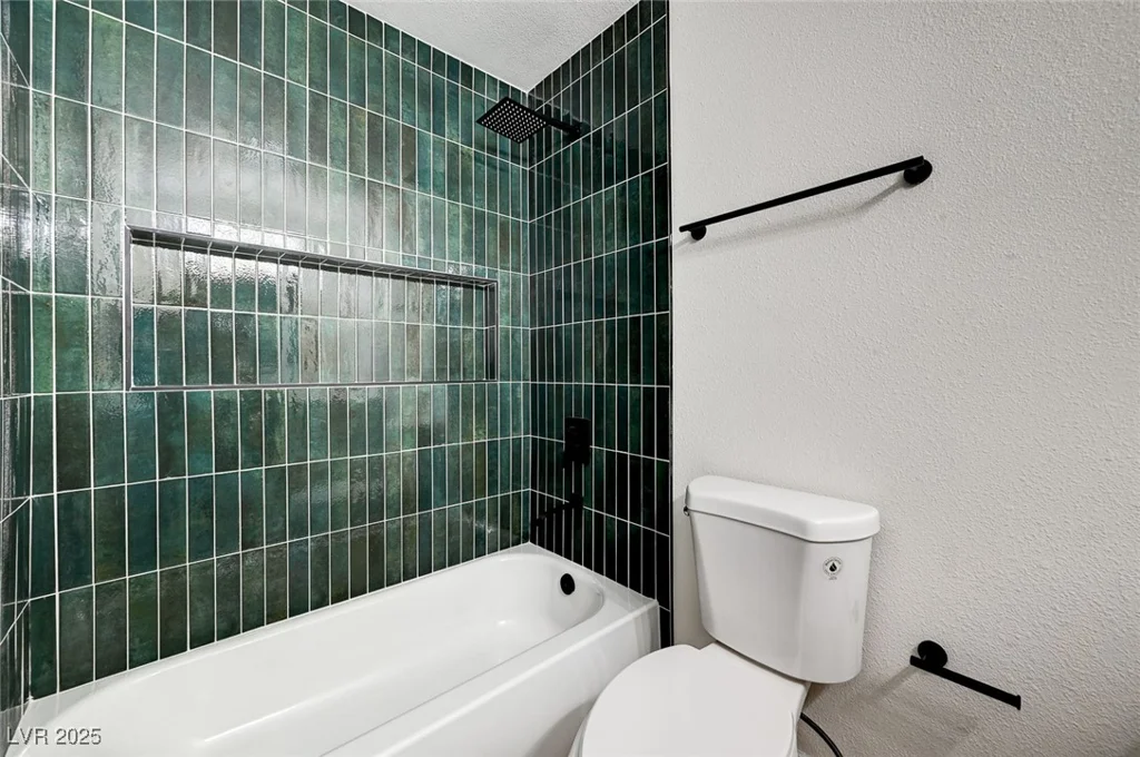 4804 El Tesoro, Las Vegas, NV 89121