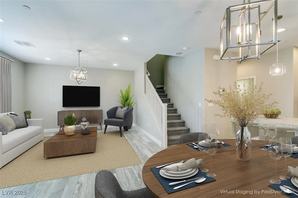 11396 Ogden Mills, Las Vegas, NV 89135