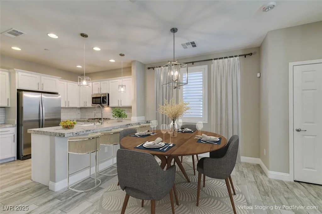 11396 Ogden Mills, Las Vegas, NV 89135