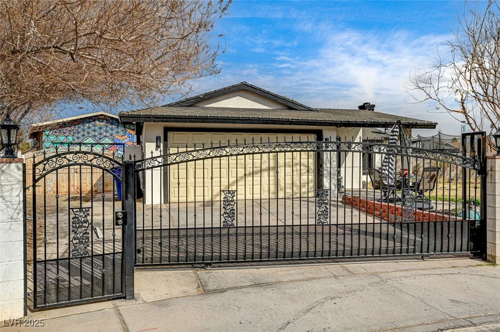 321 Agora, Las Vegas, NV 89110