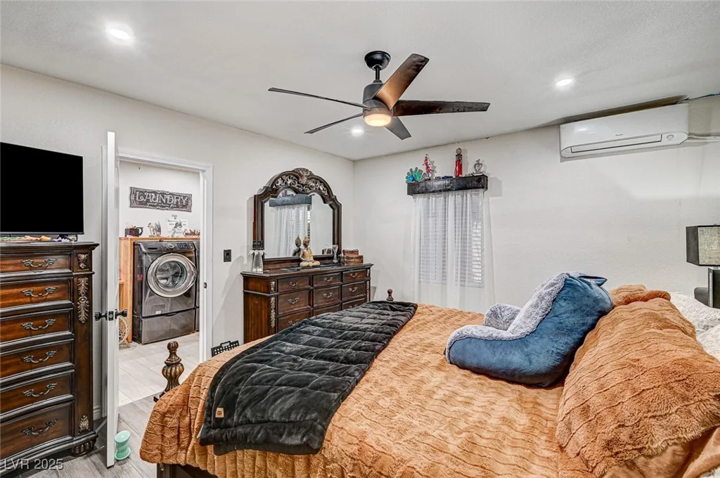 321 Agora, Las Vegas, NV 89110