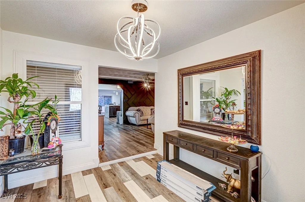 321 Agora, Las Vegas, NV 89110