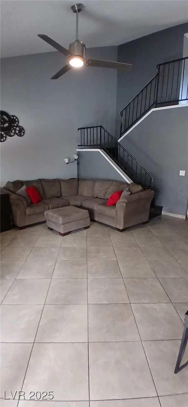 6717 Sheffield, Las Vegas, NV 89108