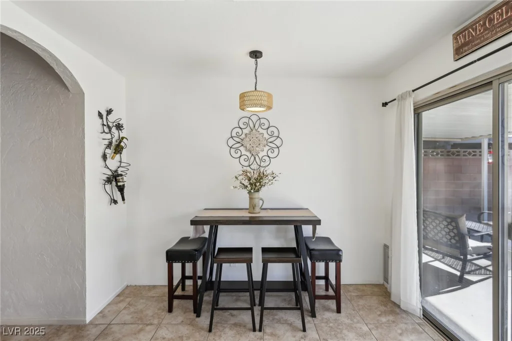 8805 Pavia, Las Vegas, NV 89117