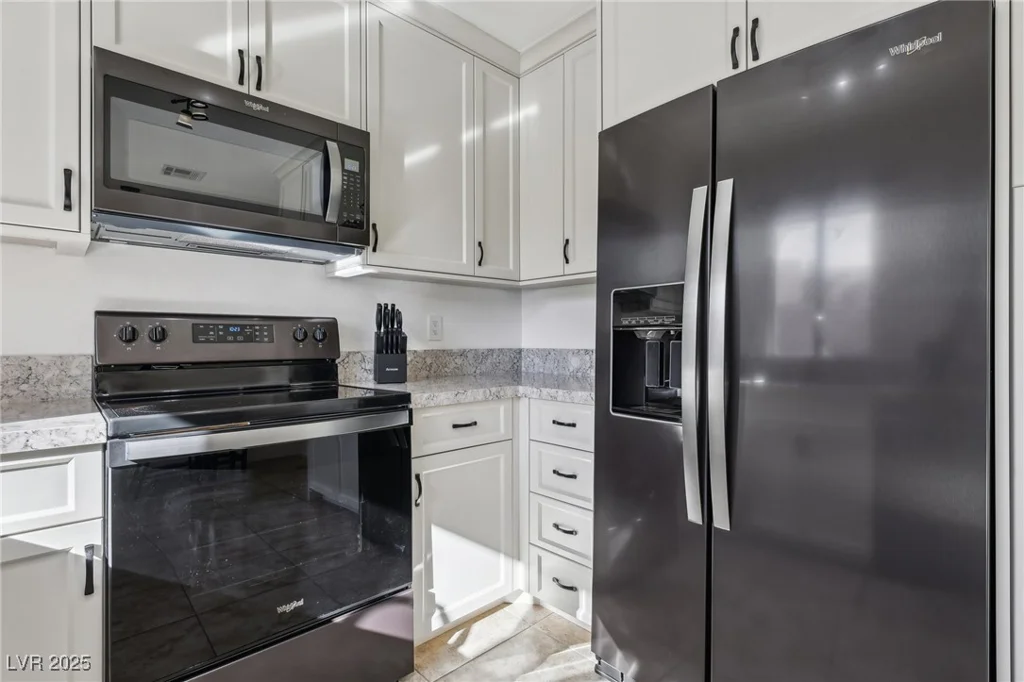 8805 Pavia, Las Vegas, NV 89117