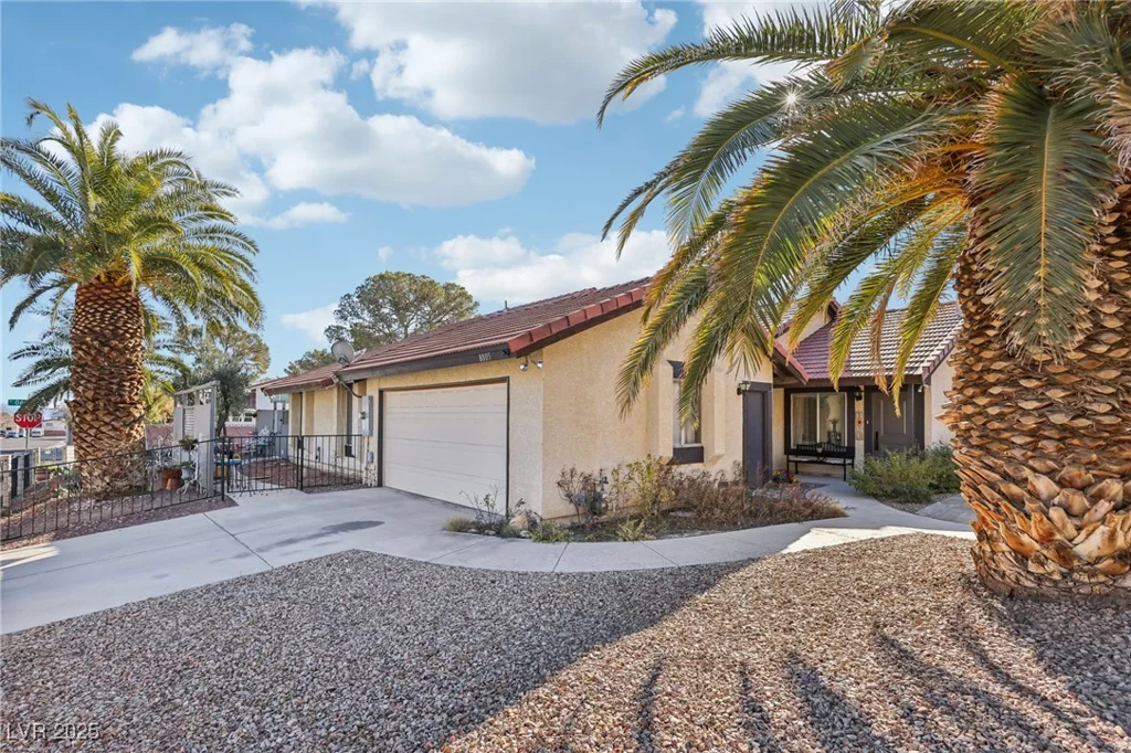 8805 Pavia, Las Vegas, NV 89117