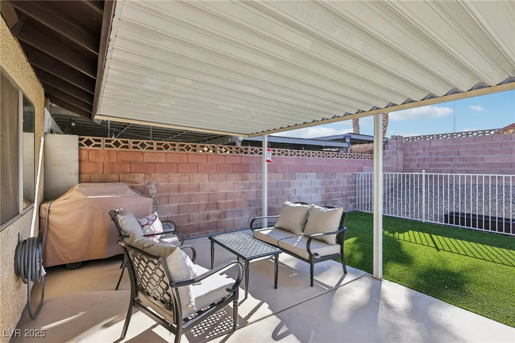 8805 Pavia, Las Vegas, NV 89117