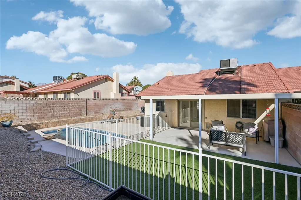 8805 Pavia, Las Vegas, NV 89117