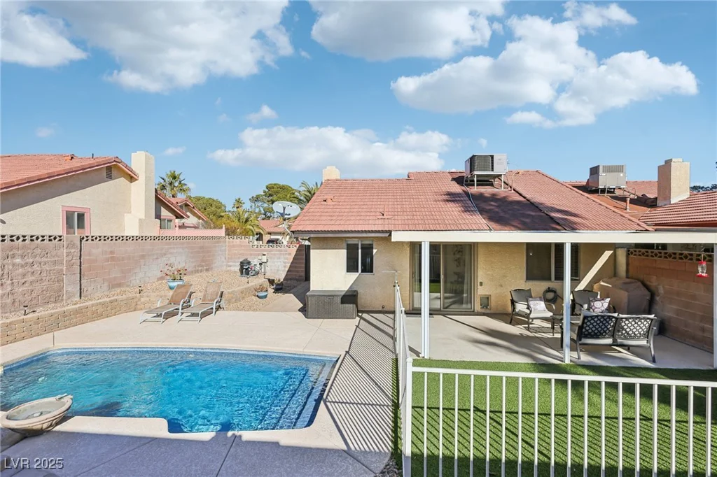 8805 Pavia, Las Vegas, NV 89117