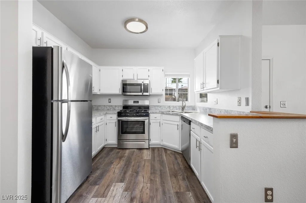 1830 Buffalo, Las Vegas, NV 89128