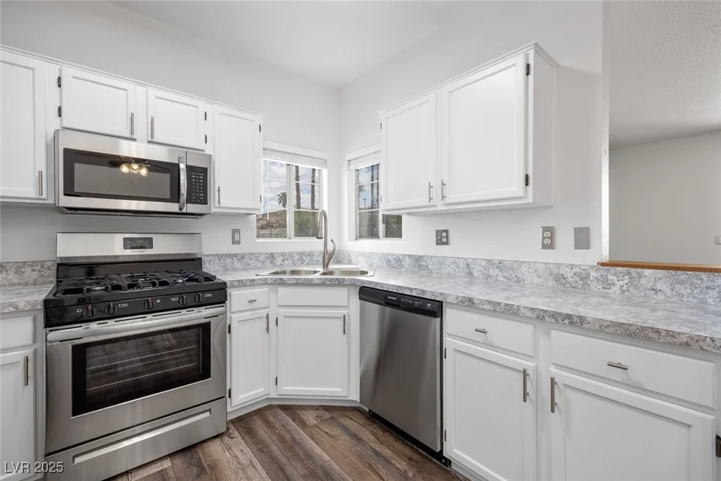 1830 Buffalo, Las Vegas, NV 89128