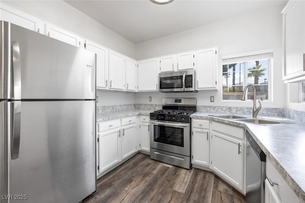 1830 Buffalo, Las Vegas, NV 89128