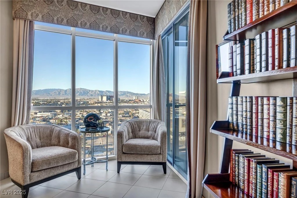 200 Sahara, Las Vegas, NV 89102