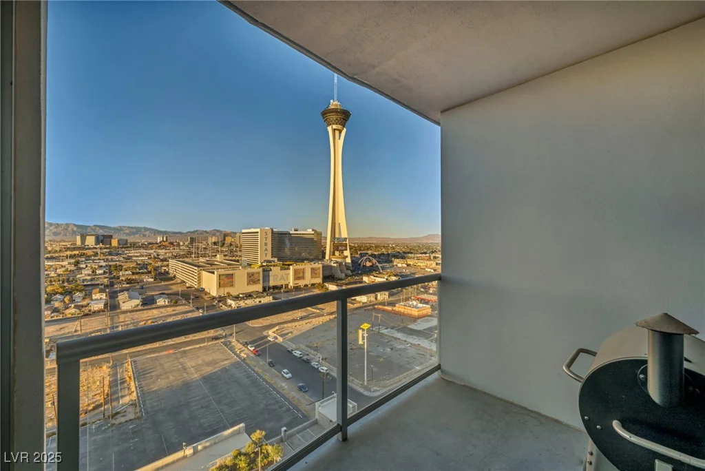 200 Sahara, Las Vegas, NV 89102