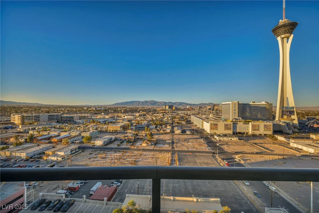 200 Sahara, Las Vegas, NV 89102