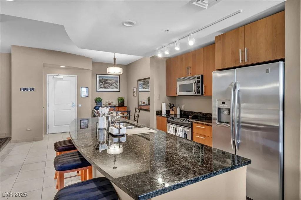 200 Sahara, Las Vegas, NV 89102