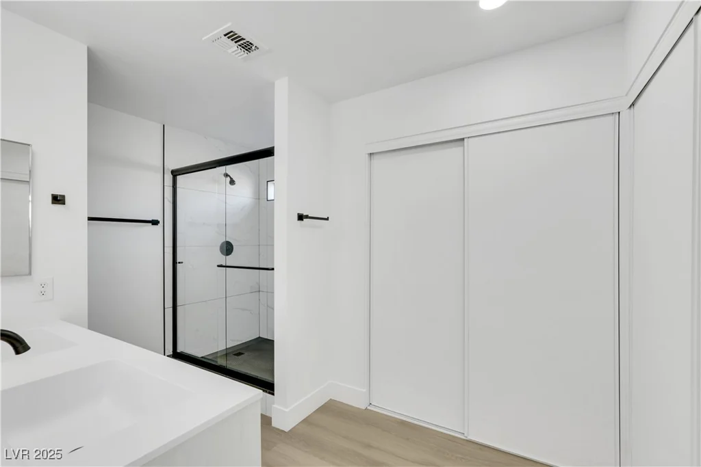 1905 Joella, Las Vegas, NV 89108