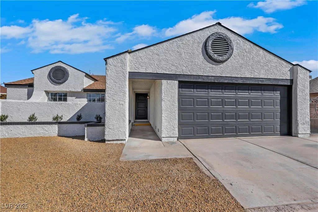 1905 Joella, Las Vegas, NV 89108