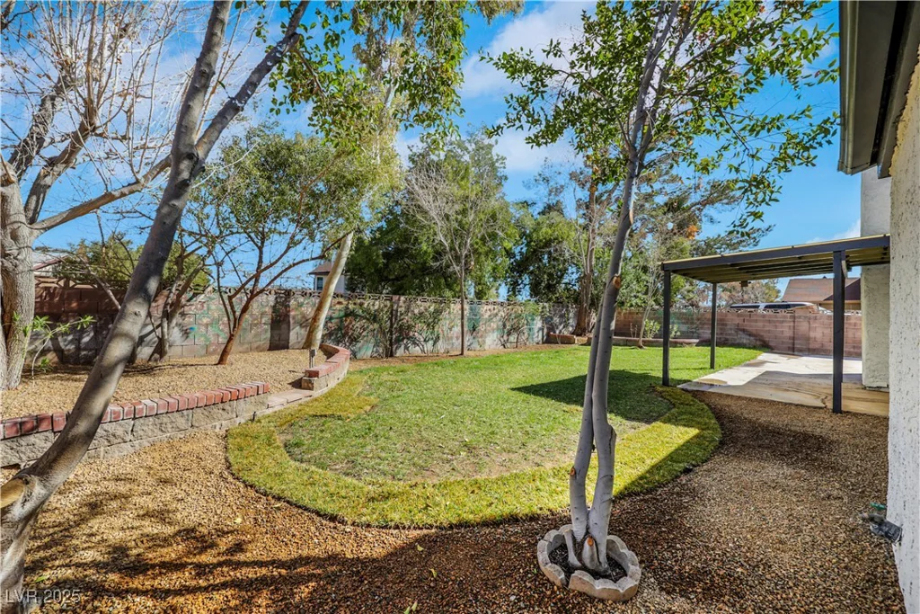 1905 Joella, Las Vegas, NV 89108