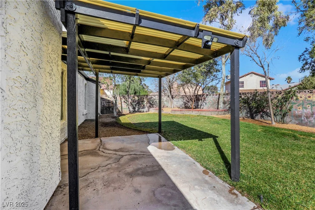 1905 Joella, Las Vegas, NV 89108