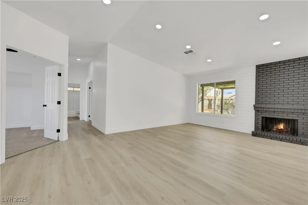 1905 Joella, Las Vegas, NV 89108