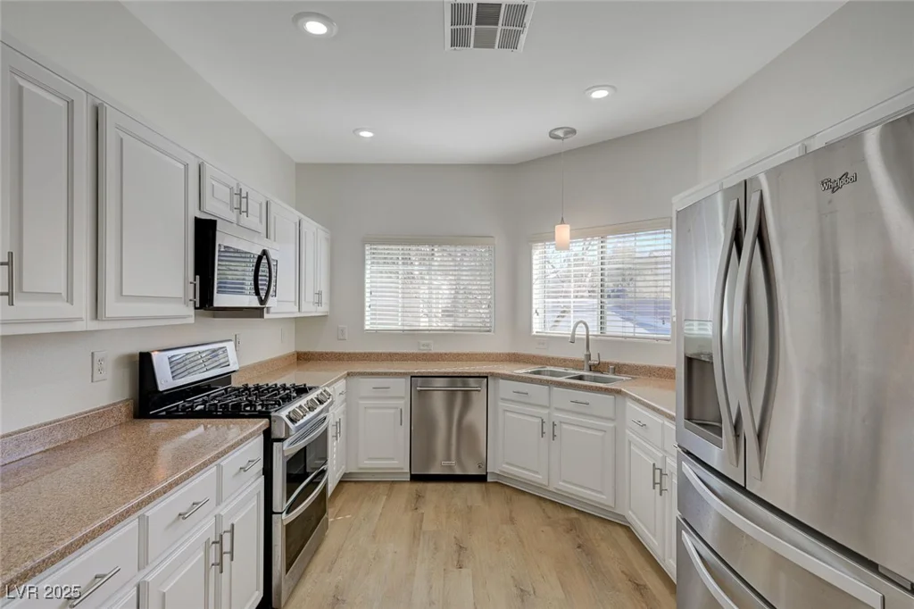 1163 Tumbling River, Henderson, NV 89052