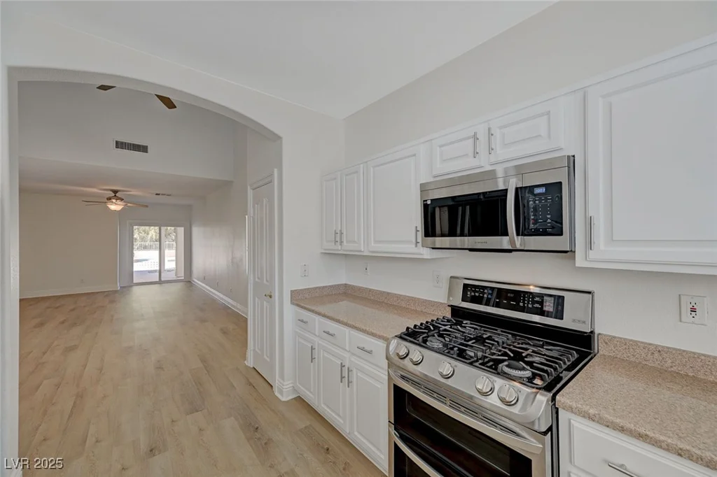 1163 Tumbling River, Henderson, NV 89052