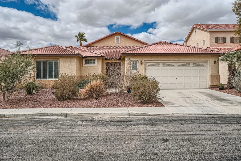 9071 Ravenhurst, Las Vegas, NV 89123