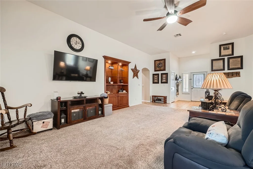 9071 Ravenhurst, Las Vegas, NV 89123