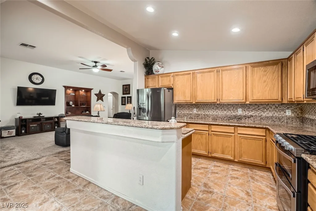 9071 Ravenhurst, Las Vegas, NV 89123