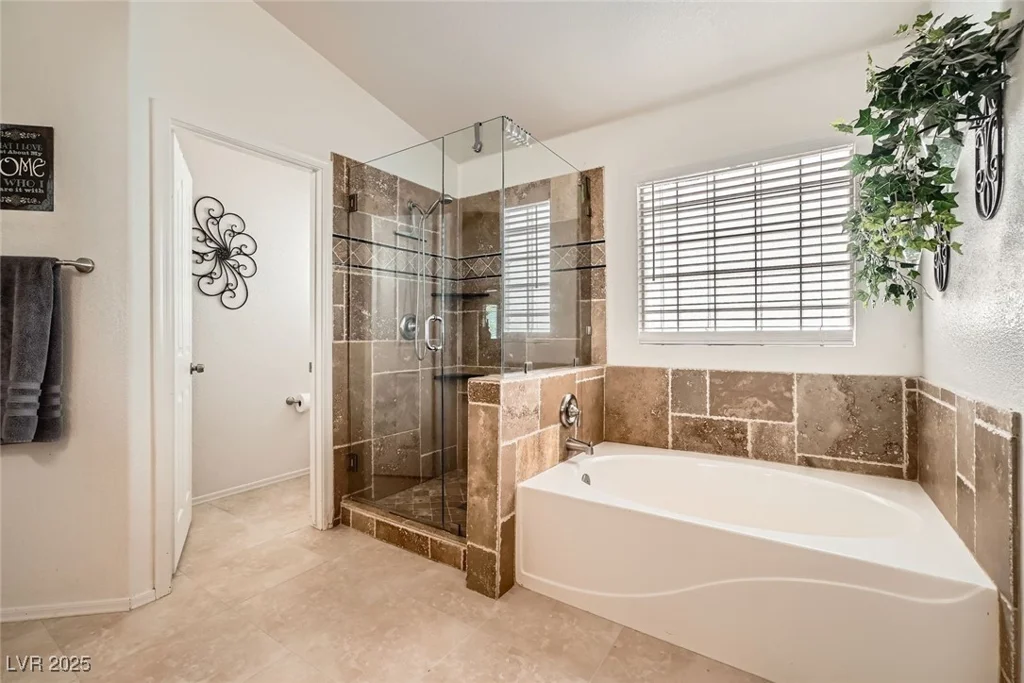 9071 Ravenhurst, Las Vegas, NV 89123