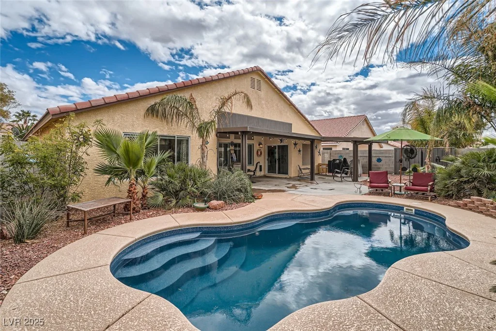 9071 Ravenhurst, Las Vegas, NV 89123