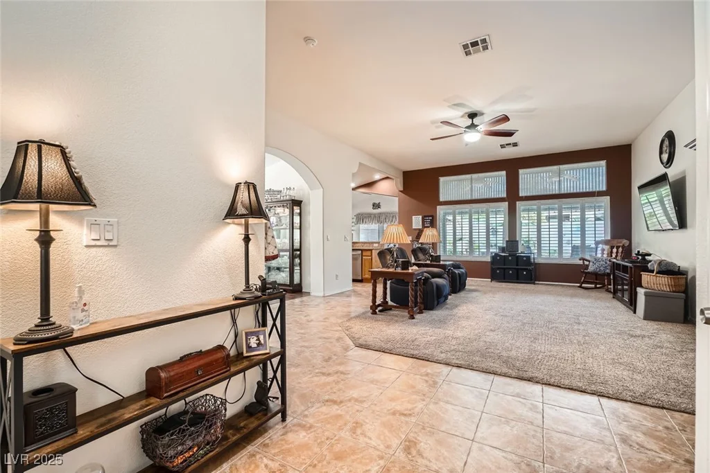 9071 Ravenhurst, Las Vegas, NV 89123