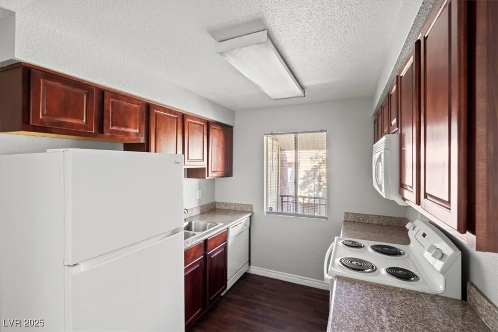 5060 Indian River, Las Vegas, NV 89103