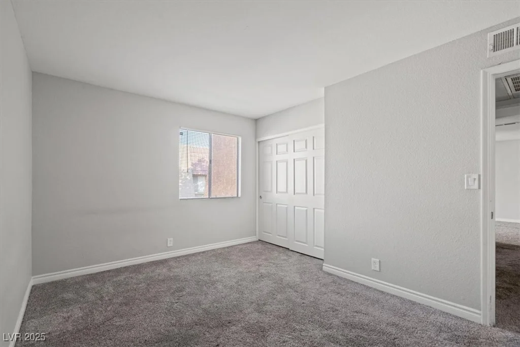 5060 Indian River, Las Vegas, NV 89103