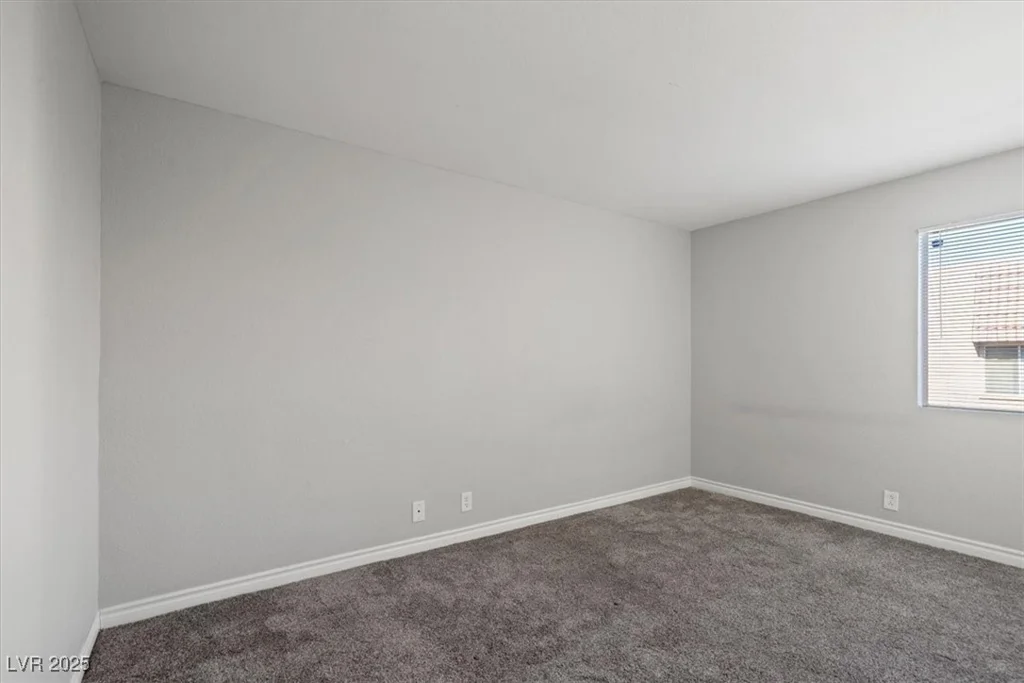 5060 Indian River, Las Vegas, NV 89103