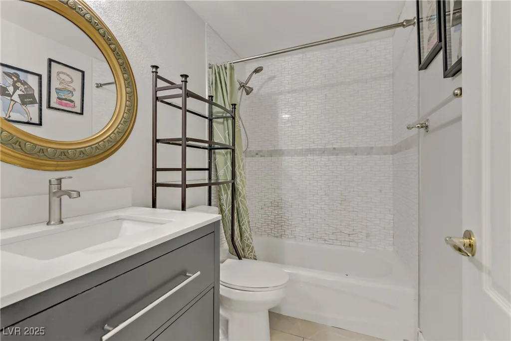 6938 Silk Oak, Las Vegas, NV 89148
