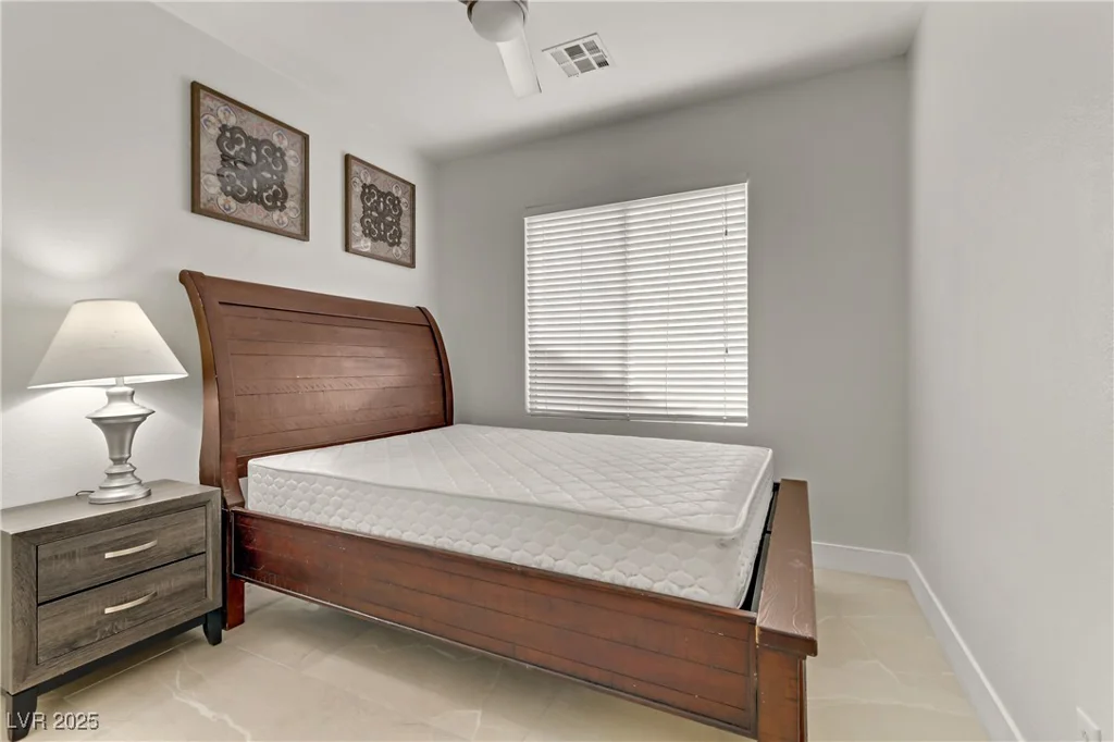 6938 Silk Oak, Las Vegas, NV 89148