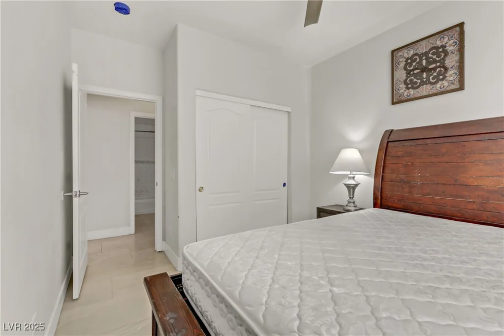 6938 Silk Oak, Las Vegas, NV 89148